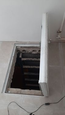 Напольный люк Самоподъемный Невидимка уголок Напольный люк Самоподъемный Невидимка уголок