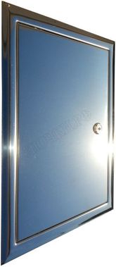 Люк сантехнический из нержавеющей стали с замком глянцевый Люк сантехнический из нержавеющей стали с замком глянцевый